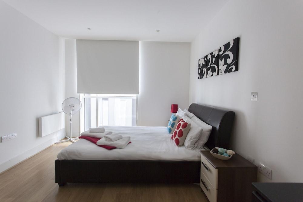 Times Square Serviced 4* Londra